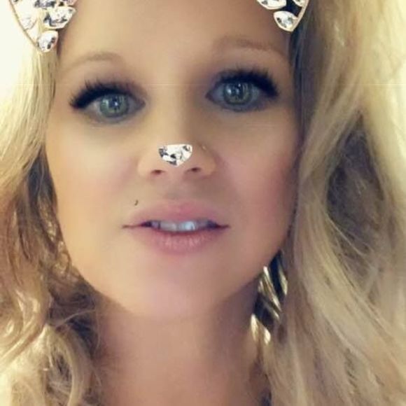 Meet your Posher, Kristyna - Picture 1 of 1